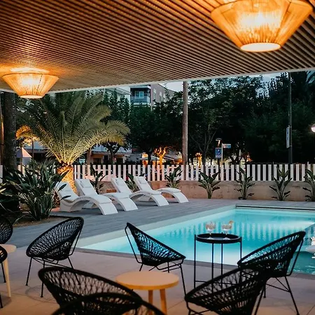 Monica Hotel 4*