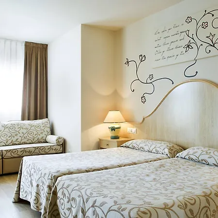Monica 4* Cambrils