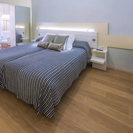 Hotel Monica 4*