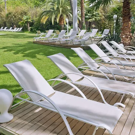 Monica Hotel 4*