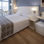 Hotel Monica 4*