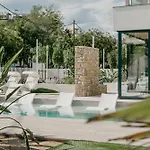Mònica Hotel