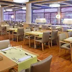 Mònica 4*