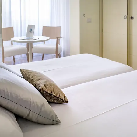 Monica Hotel