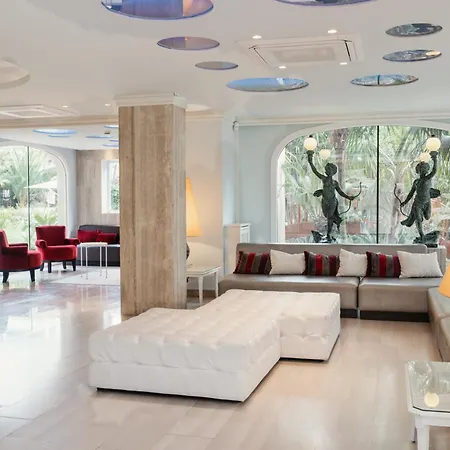 Monica Hotel 4*