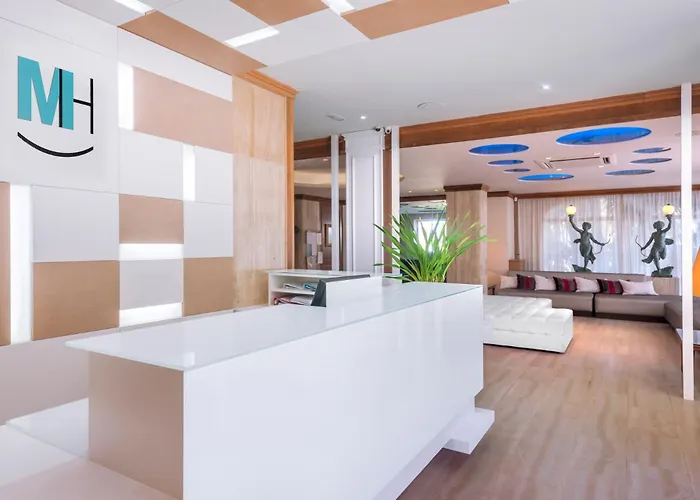 Monica Hotel 4*