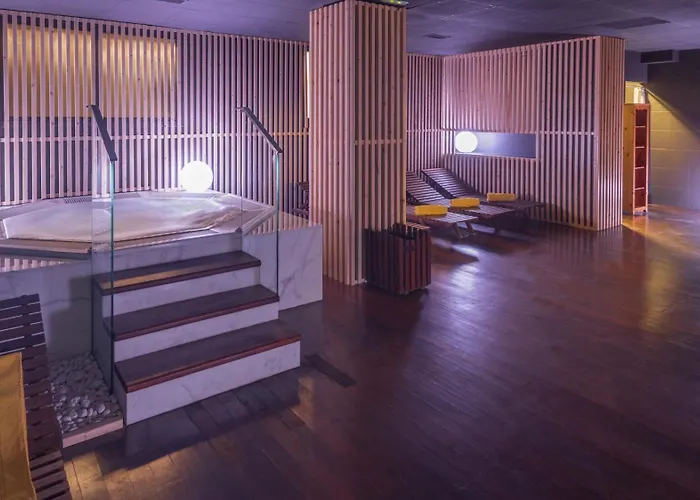 Hotel Monica 4*