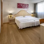 Monica 4* Cambrils
