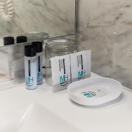 Monica Hotel 4*